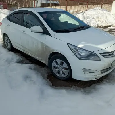 HYUNDAI SOLARIS г/н А433УР 18, 2015 г.в. МКПП