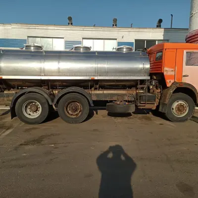 Автоцистерна  АЦПТ-9,5- 65115 на базе КАМАЗ гос.№ М762КР18, 2012 г.в.