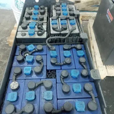 Батареи аккумуляторные б/у hawker 48V