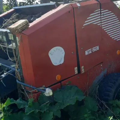 Пресс-подборщик: марка METAL FACH, модель Z562, 2015 г.в.