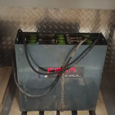 Аккумуляторные батареи, б/у