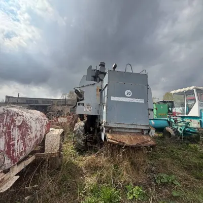 Зерноуборочный комбайн РСМ-101 Вектор, г/н 5301УС/18, 2004 г.в. (на запчасти)