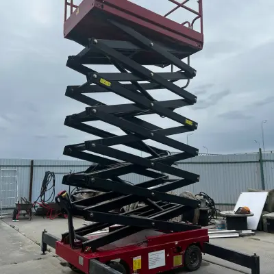 Подъемник самоходный электрический SPF1403