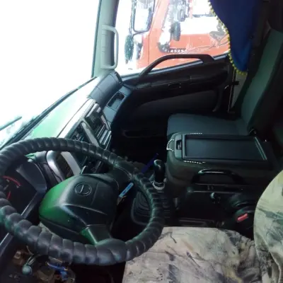 Автоцистерна модель 60337 на шасси HINO GH8JJTA-QHR  гос.№ О900ЕР/18, 2016 г.в.