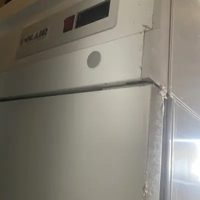 Холодильные витрины, шкафы б/у